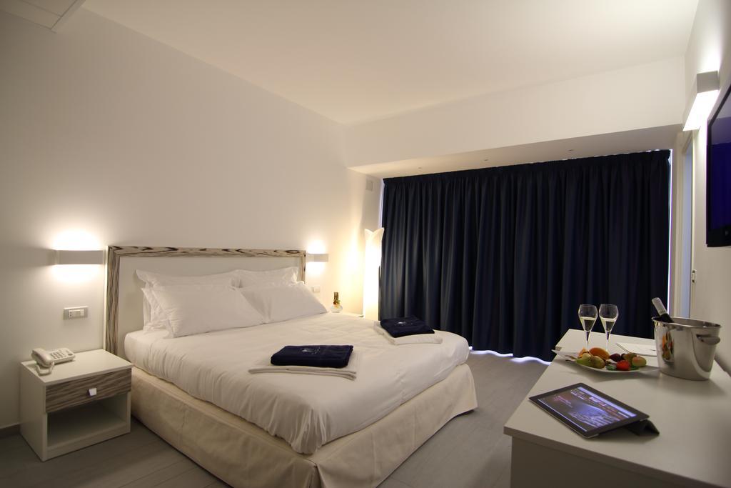Hotel Miramare Marina di Ragusa Dış mekan fotoğraf