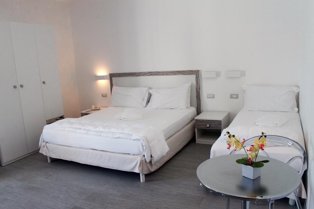 Hotel Miramare Marina di Ragusa Oda fotoğraf